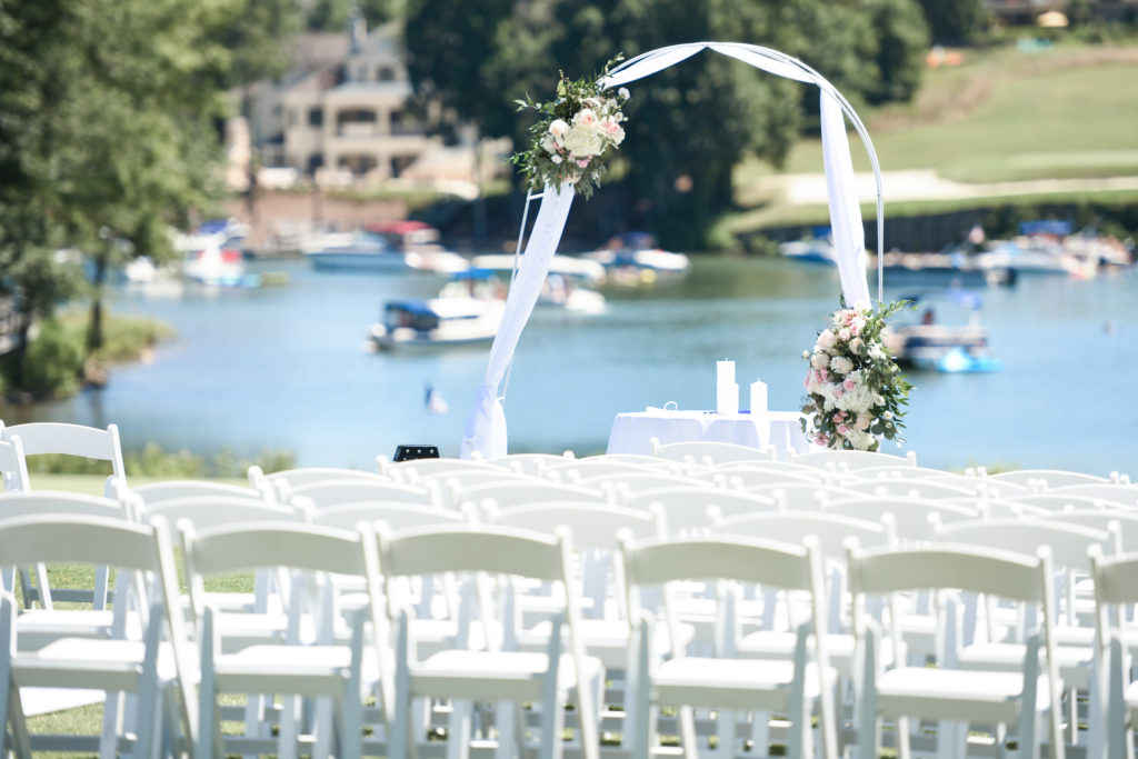 Lake Norman wedding venue ceremony set up at Trump Golf Charlotte