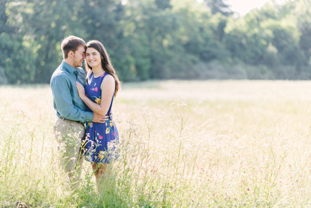 Virginia countryside engagement portrats